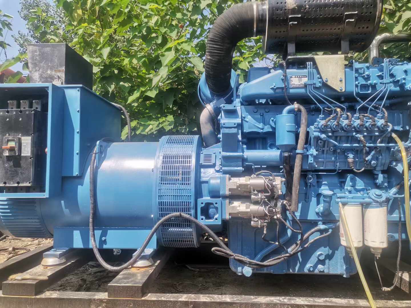 丹棱详细说明降低 800kW 柴油发电机输出电流波动的方法
