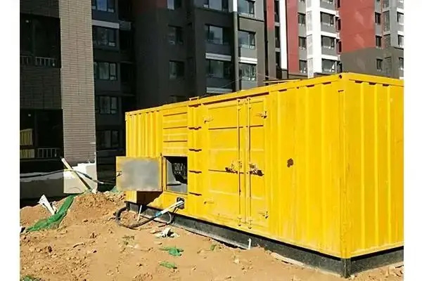 丹棱发电机租赁中燃油压力过低会对发动机的哪些部件造成损坏？