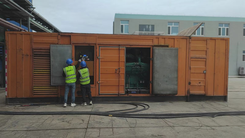 丹棱如何检查柴油发电机组的机油油位？